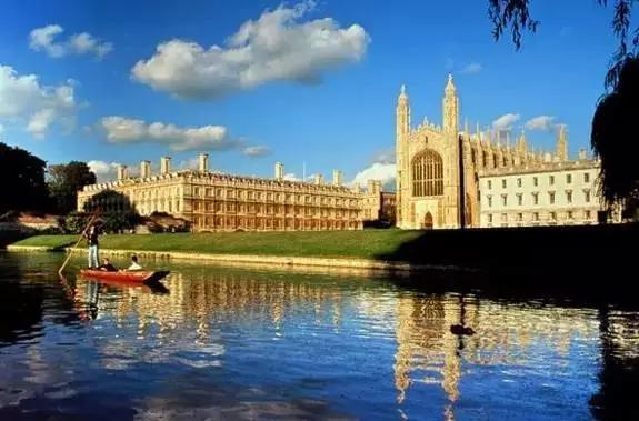 牛津大学,剑桥大学和哈佛大学这三所世界顶尖名校的