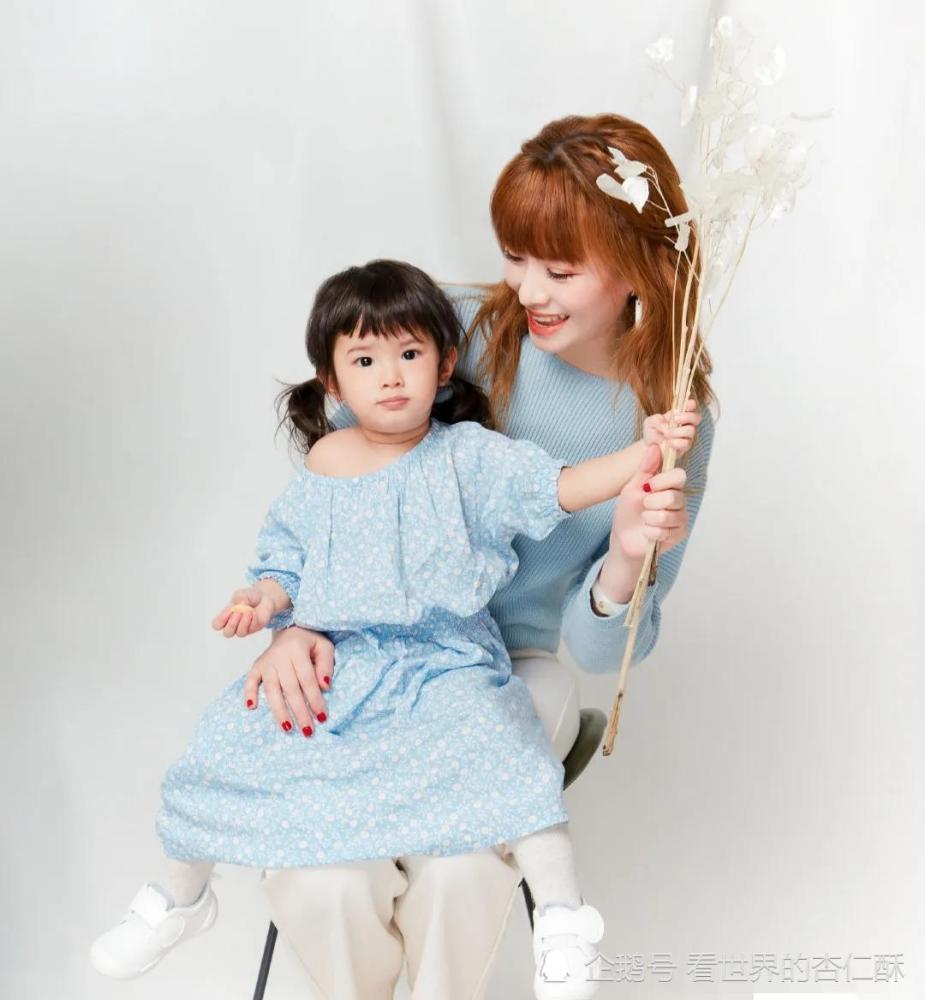 smg冻龄女主持万蒂妮高龄备孕生二胎,穿上婚纱留纪念