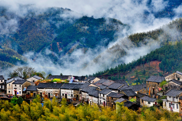 安徽境内冷门的旅游地,不是景点却很有特色,满眼的诗情画意