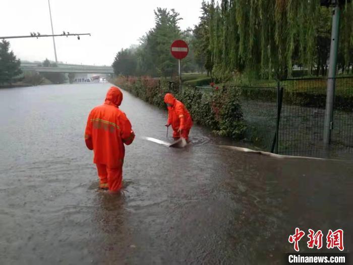 今天白天北京有中到大雨 局地暴雨