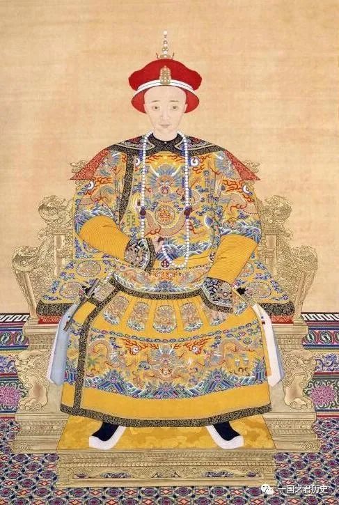 光绪皇帝是醇亲王爱新觉罗·奕譞的第二个儿子,他的母亲是慈禧太后的