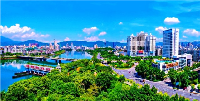 汕头市2020全年gdp_岭东鮀汕头市的2020上半年GDP出炉,在国内排名第几