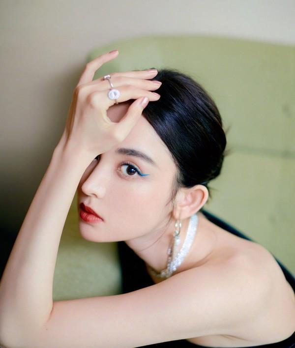 少女时代终于决定全员完整回归？女团的神要出来吊打众人了吗？
