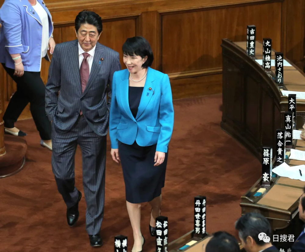 上任仅1年,日本首相菅义伟决定辞职!日本或将迎来首位