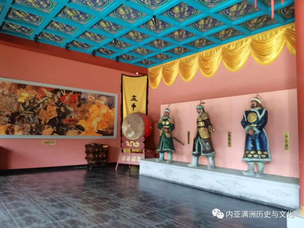 出了宁神殿,为了能看金太祖陵景区全貌,就走另一