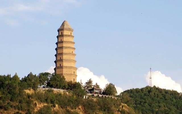 延安宝塔山上的9层宝塔始建于哪个朝代?如今是延安的