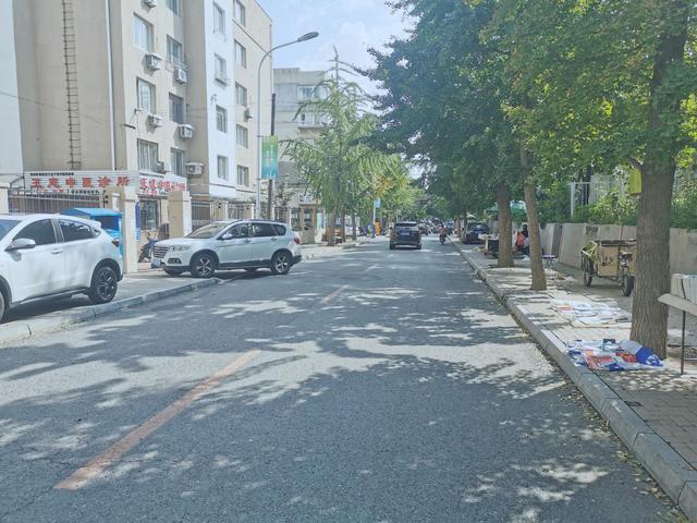 都以国内的著名城市命名,北京路,重庆路,延安路,汉口街,广州街,杭州街