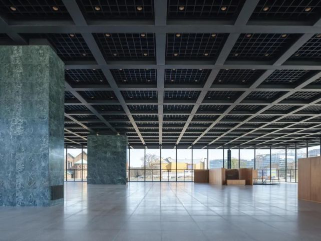 1亿欧元的柏林新国家美术馆重新开放