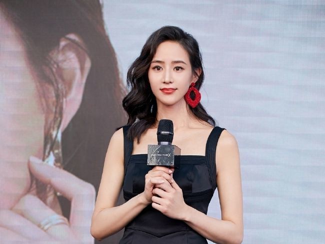 如今张钧甯所参演的电视剧《女心理师》已经将张钧甯的名字移除,不过