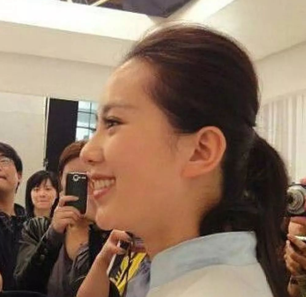 扁头能扁得多夸张网友晒照引无数共鸣父母别再坑孩子了