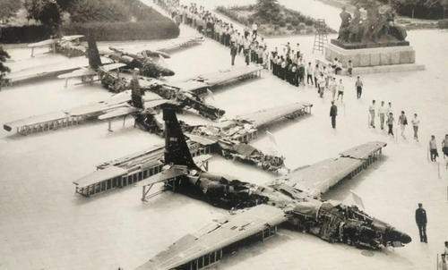 军成功击落,现在,在北京军事博物馆里,还陈列着被击落的u2侦察机残骸
