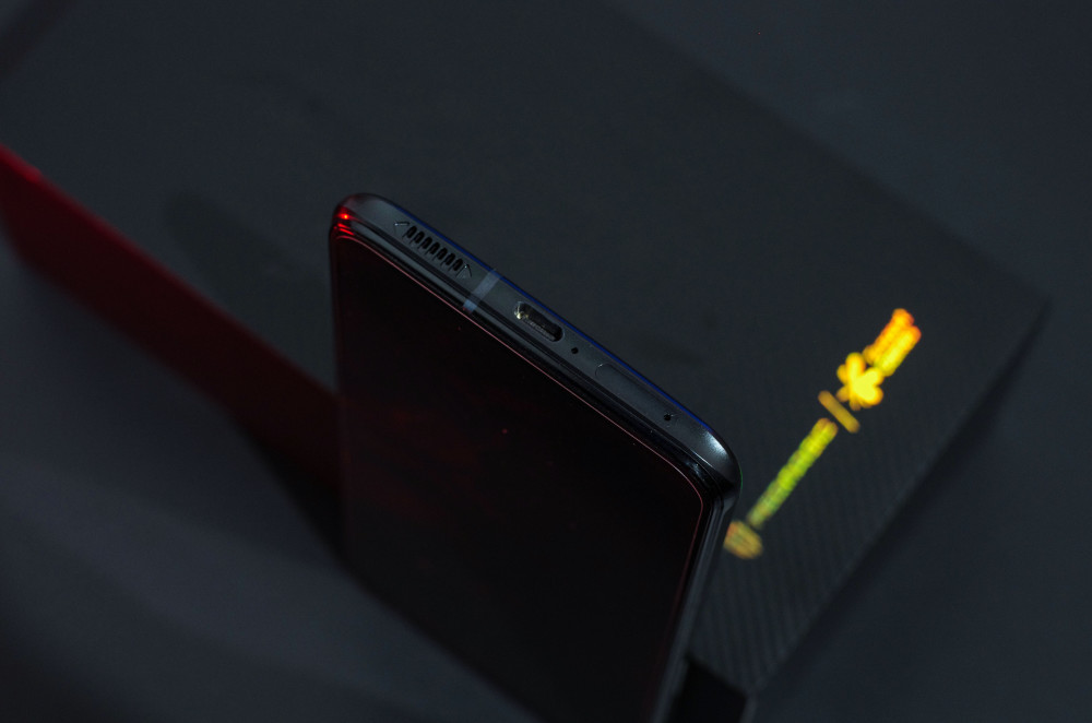 红魔6s pro评测:顶级散热配置 驯服骁龙888 plus