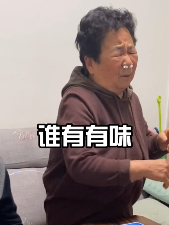 千万粉丝的"碎嘴"田姥姥,真实背景被扒,成如今这样拜孙子所赐