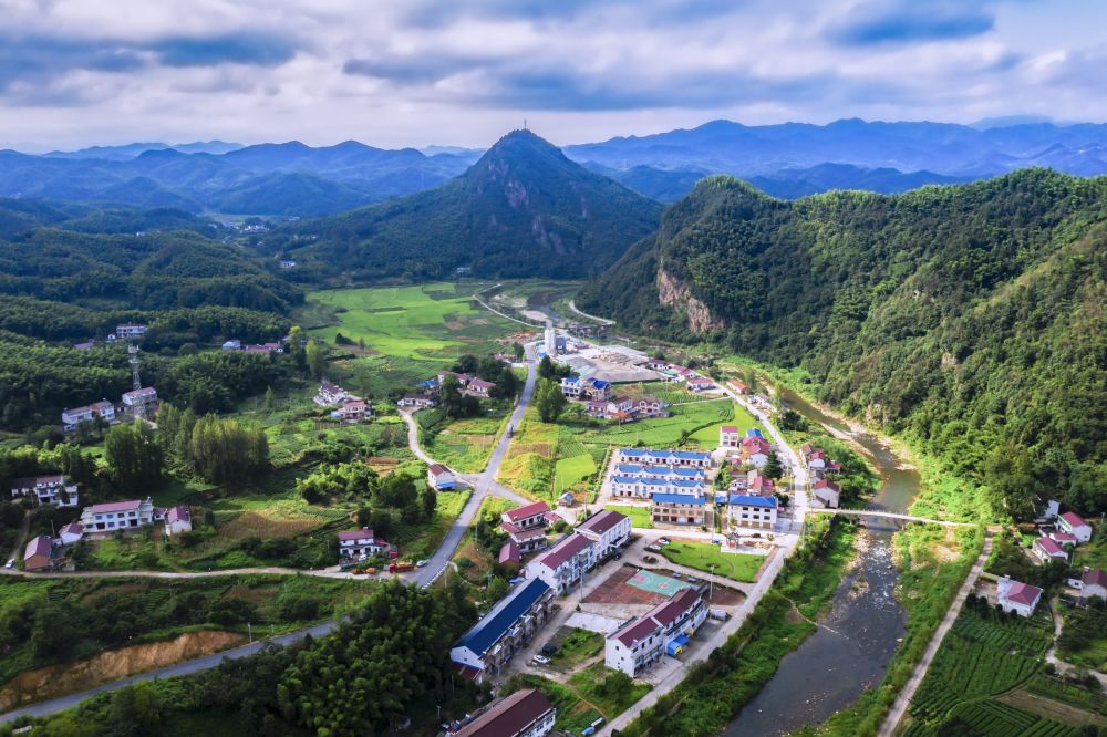 霍山县诸佛庵镇美丽乡村为乡村振兴增添美的底色