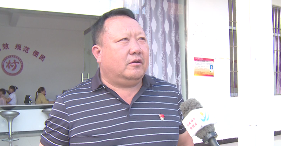六诏村委会党支部书记 张祖才