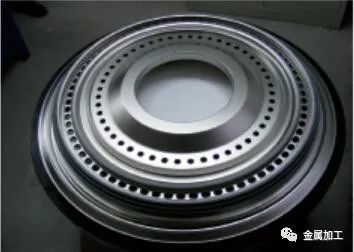4mm,总高62.88mm,最小壁厚1.52mm,零件腹板前后
