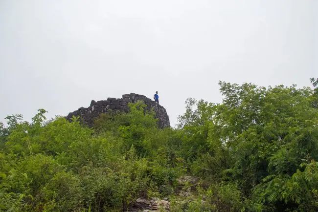 鲜为人知,深藏秦岭海棠山的这个青龙古寨,竟是一个完整防御工事