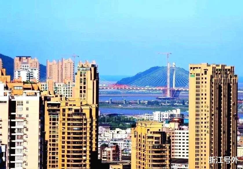 温州龙港镇一年gdp多少_苍南电力 和龙港一起脉动(2)