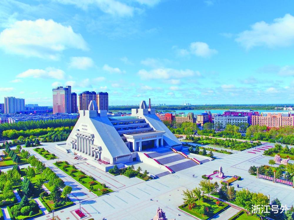 黑龙江绥化GDP_绥化 十年奋斗中部崛起 十年跨越城乡巨变(2)