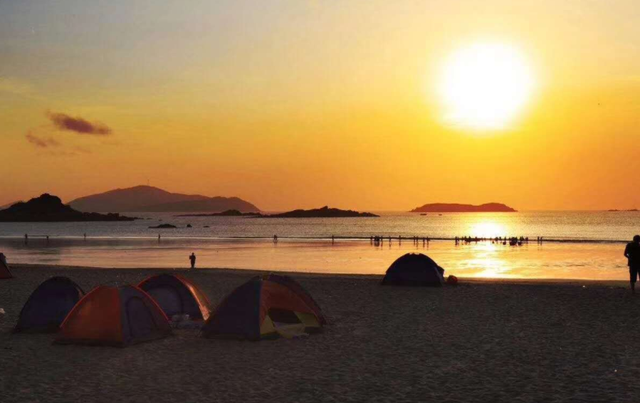 厦门岛内5个适合沙滩露营的地方鼓浪屿椰风寨榜上有名