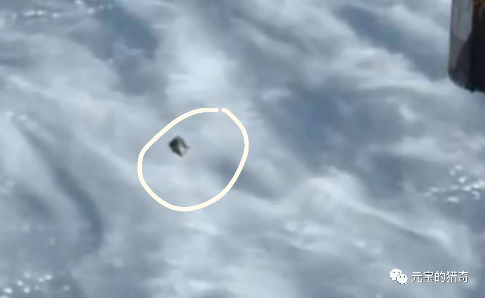 月球附近现不明飞行物国际空间站被其跟踪二零二一年外星人真的要来