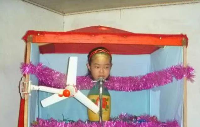 真人没手没脚,以瓶为身,江湖骗术"花瓶姑娘",是如何做到的?