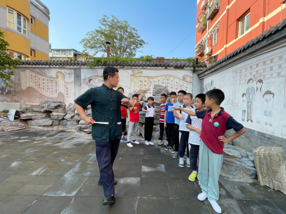 图片皆为陶然亭小学校园兴趣活动.