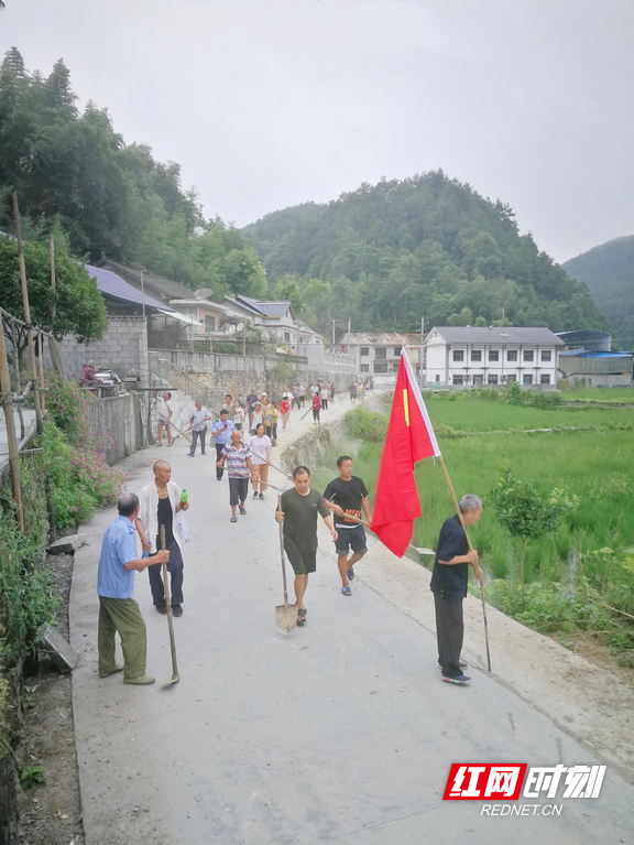 带着阿爸去驻村—记保靖县复兴镇马王村驻村第一书记