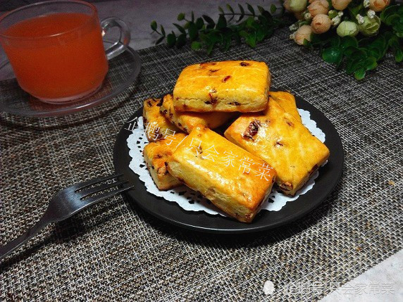 原来蔓越莓奶酥做起来这么简单呀,浓浓奶香,酥松可口,真心不错