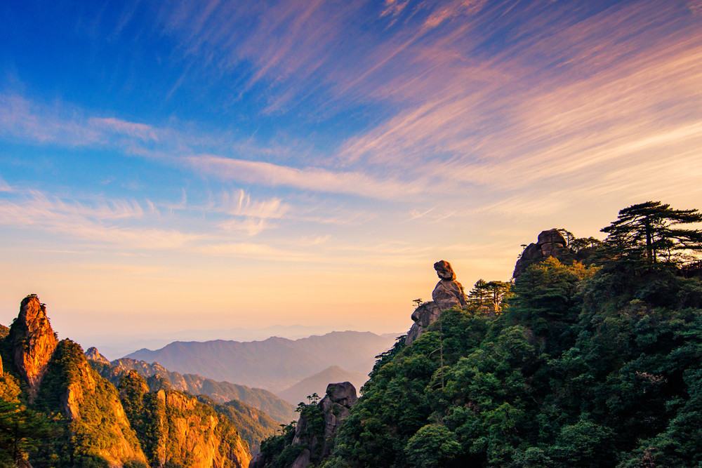 法国游客拍到江西"三清山",引发热议:这简直是大自然的馈赠