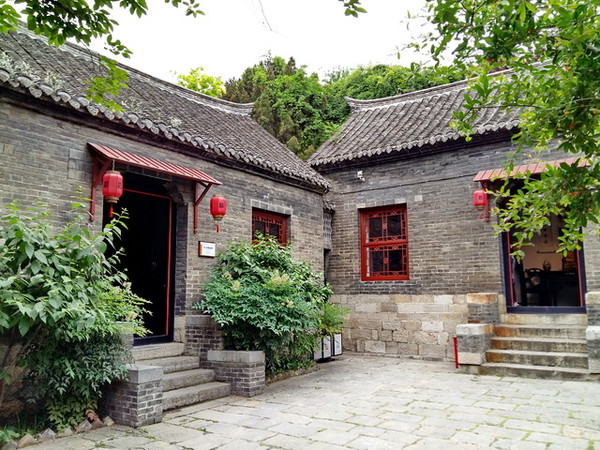 江苏一巨富豪宅,被称为华北第二大民宅,距市区1小时30