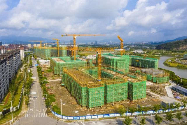 大目湾新城学校主体工程建成