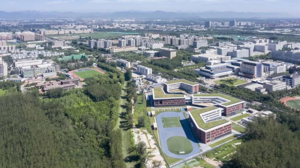 中小学建筑设计:北京人大附中航天城学校/案例
