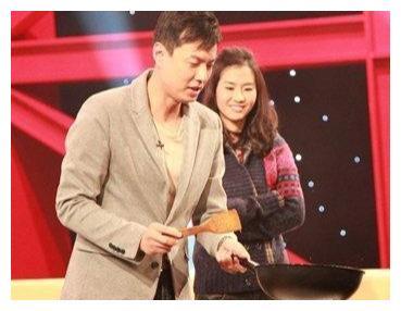 穷小子朱铁,和妻子一见钟情,10年婚姻零绯闻,活成人生
