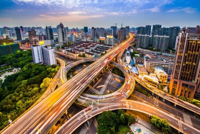 中国创造的“人类文明新形态”，究竟新在何处？_腾讯新闻