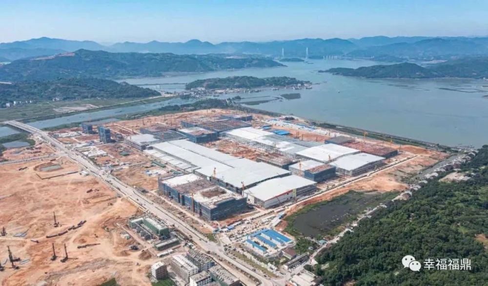 高效便捷高速路网,助力"金娃娃"落地开花