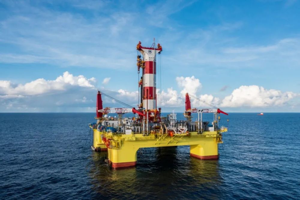 中海油建造全球首艘智能深水钻井平台!
