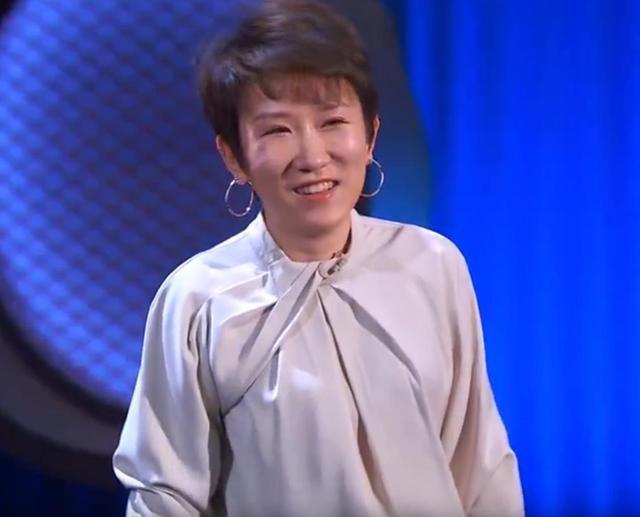 原来嫁给老外有这么多的惊喜,脱口秀女演员张踩玲的内容超赞,故事画面