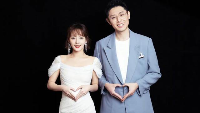 电视剧《小大夫》,张嘉倪饰演的黄蓉与董子健饰演的郭靖上演小夫妻