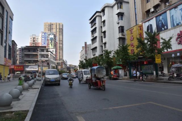 2023 年,各县(市,区)机动车停车位供给总量达到机动车保有量的 1.