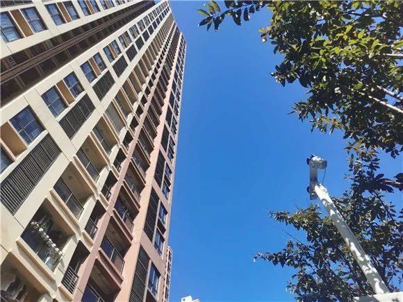 难怪有网友表示,半岛逸景这样的设置比中央公园有些小区还要好.