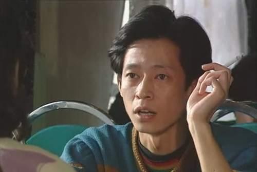 "花花公子"王志文,结婚12年为何0绯闻?看看老婆是谁就