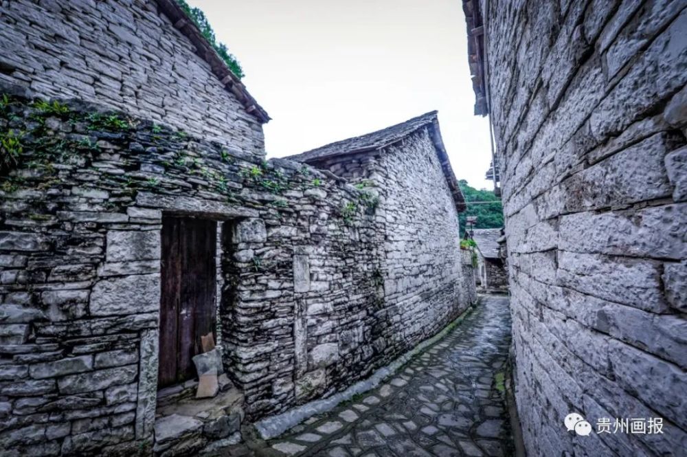 镇宁高荡村:石头堆砌的艺术村