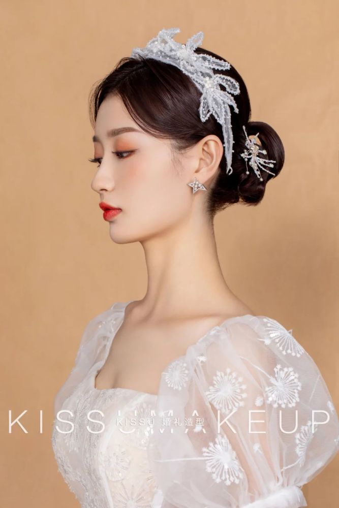婚纱新娘造型图片_主婚纱新娘造型图片