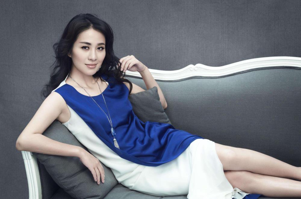 38岁的李依晓,走到今天这一步该怪谁呢?叶璇的狗吗?