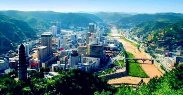 延安13区县人口一览:志丹县15.51万,甘泉县7.69万
