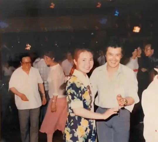 南台控股:赵本山,这次真倒下了