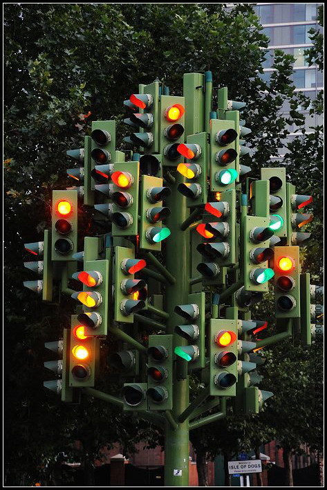 多彩的道路守卫者,交通信号灯的发展历程