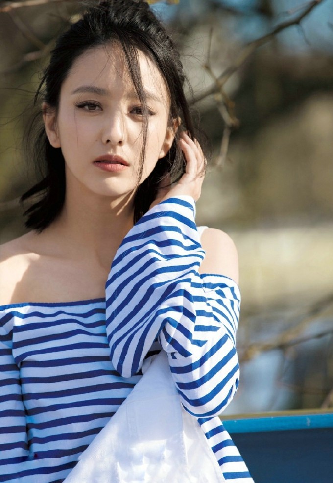 新疆美女佟丽娅,清新自然