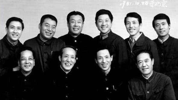 论知名度他不及马季姜昆,但表演火爆程度不输任何人